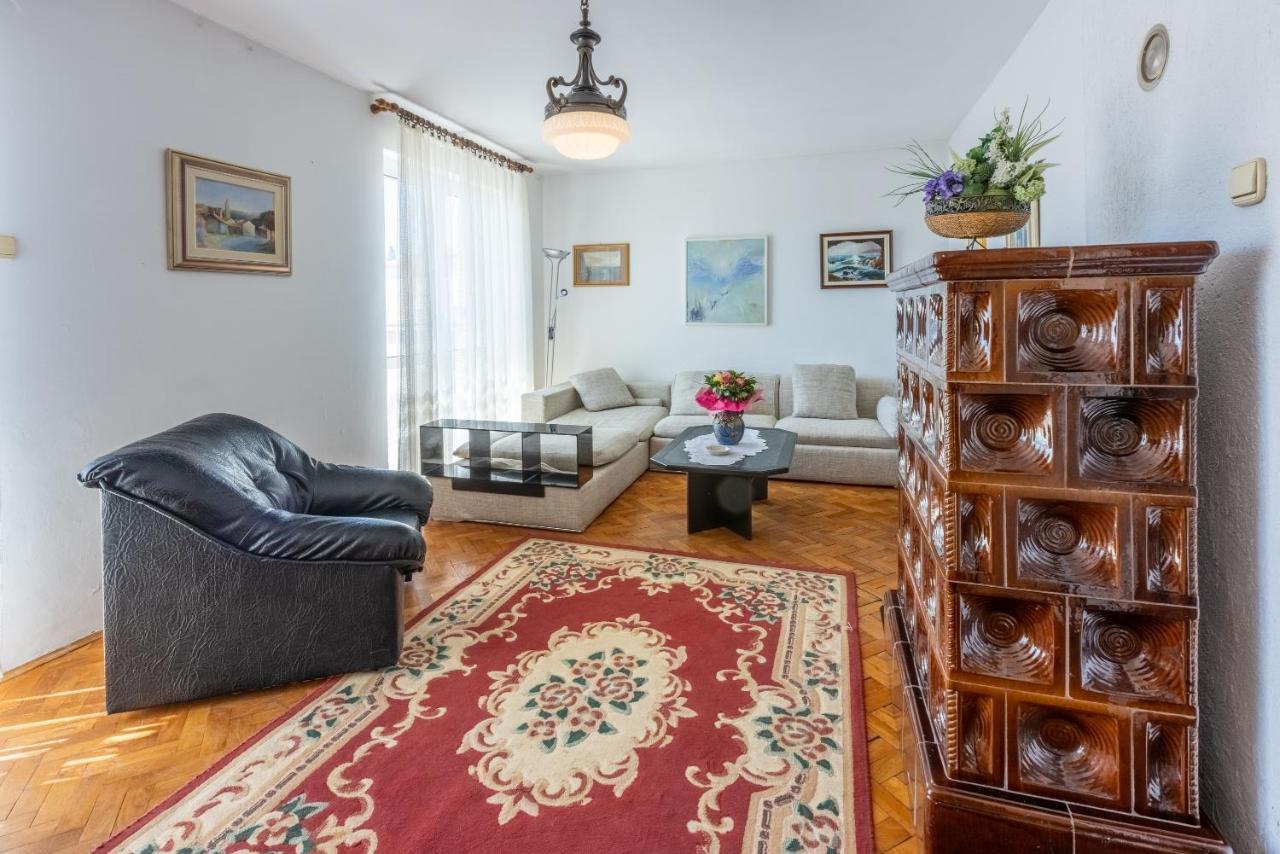 Apartment Mira "Pet Friendly" Crikvenica Kültér fotó