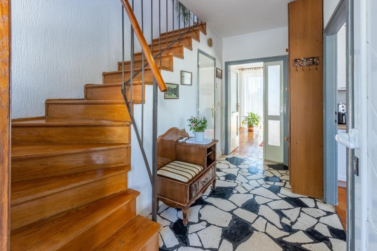 Apartment Mira "Pet Friendly" Crikvenica Kültér fotó